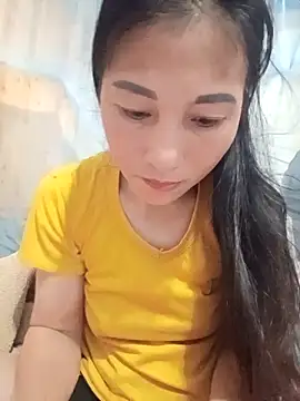 Snapshot of YAYAA-502 chatting on October 4, 2025, 10:44 pm YAYAA-502 online show from October 4, 2025, 10:44 pm