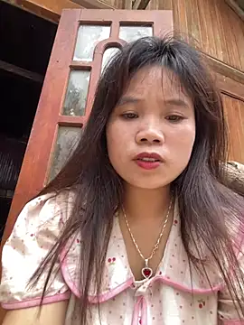 Ngoc-bbi online show from June 25, 2026, 7:46 am