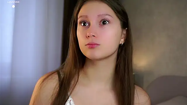 MelaniSeiver online show from November 4, 2025, 2:15 am