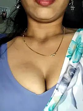 Savita2310 online show from November 30, 2025, 10:10 pm