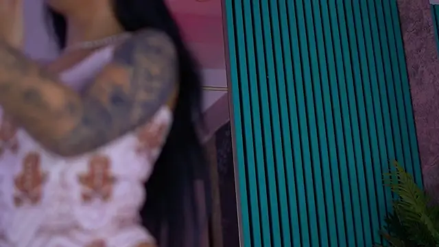 ArabellaPosh online show from December 16, 2025, 5:44 am