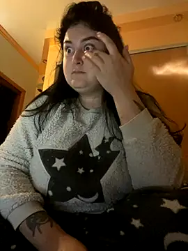 DazzzlingDame online show from November 13, 2025, 2:04 am