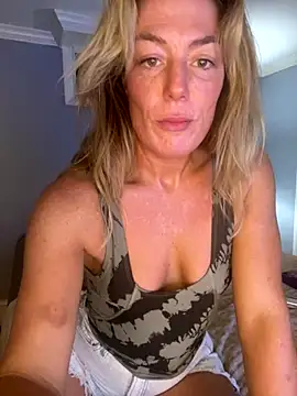 Stretchmeslowly online show from September 11, 2025, 12:10 am