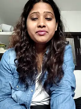 karina 0099 online show from November 11, 2025, 6:19 am