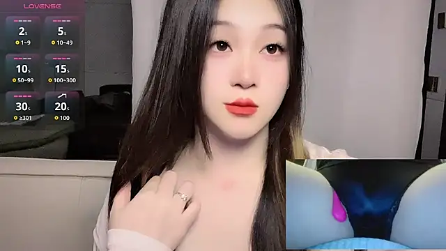 woaiqinqin online show from July 30, 2026, 3:33 pm