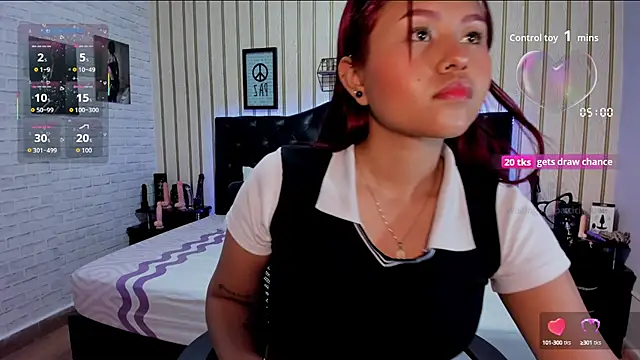 MAYASMITH   online show from October 10, 2025, 2:12 am