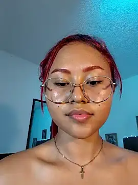 MAYASMITH   online show from May 15, 2026, 11:14 pm