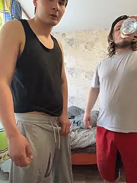 desiredude9 online show from April 28, 2026, 10:41 am