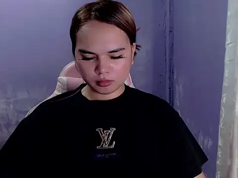 marincumxx online show from November 12, 2025, 1:21 am