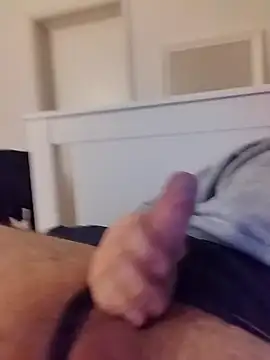 Snapshot of NewJoiner chatting on February 13, 2026, 6:30 pm NewJoiner online show from February 13, 2026, 6:30 pm