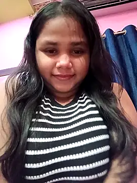 Snapshot of Aaradhya_Sharma chatting on February 27, 2026, 5:57 pm Aaradhya Sharma online show from February 27, 2026, 5:57 pm