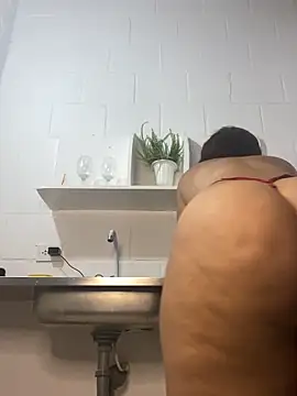 Jessyivonne online show from October 27, 2025, 11:16 pm