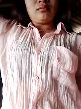 lusy-bae online show from October 29, 2025, 1:37 am