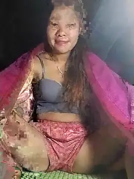 lylylove online show from November 2, 2025, 8:25 pm