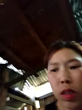 Ngocmi909 online show from April 3, 2026, 4:41 am