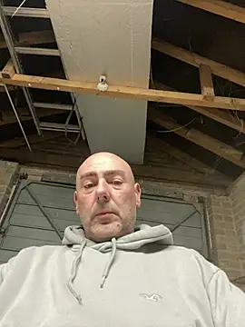 Richmcgee online show from March 2, 2026, 10:38 pm