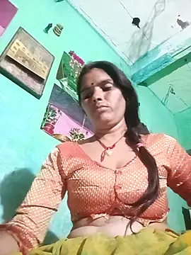 Sexy queeny online show from October 14, 2025, 3:23 pm