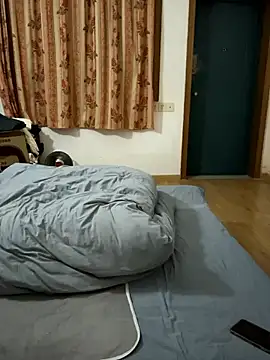 Snapshot of xiiuuff18 chatting on March 14, 2026, 12:55 pm xiiuuff18 online show from March 14, 2026, 12:55 pm