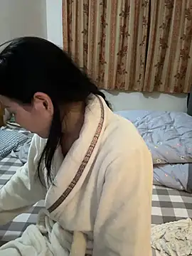 Snapshot of xiiuuff18 chatting on April 10, 2026, 11:39 am xiiuuff18 online show from April 10, 2026, 11:39 am