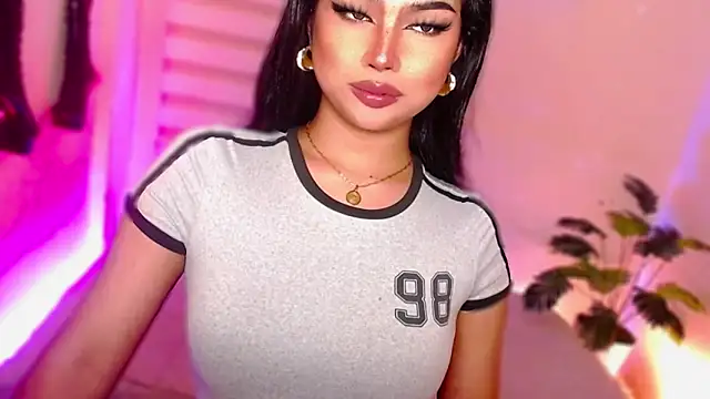 MissRumi Hunter online show from April 18, 2026, 2:36 am