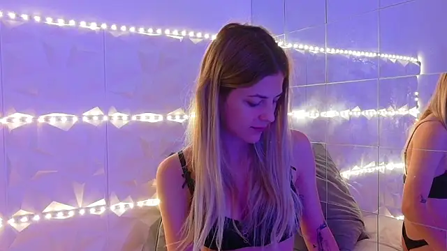 Aishha  online show from September 15, 2025, 5:30 am