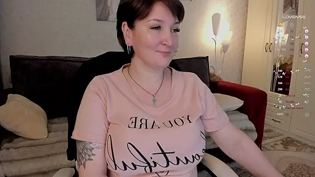 Sanata James online show from February 17, 2026, 6:16 pm