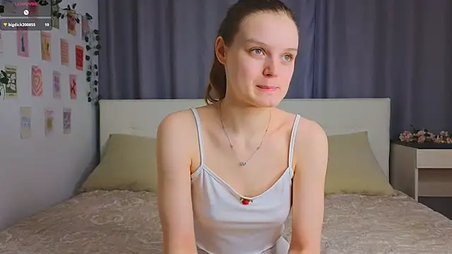 Snapshot of MandaReh chatting on December 5, 2025, 4:11 am MandaReh online show from December 5, 2025, 4:11 am