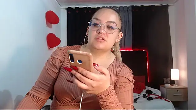 Snapshot of Sasha_TK chatting on September 8, 2025, 4:50 pm Sasha TK online show from September 8, 2025, 4:50 pm