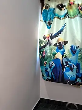 your chandni04 online show from April 7, 2026, 8:05 am