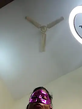 your chandni04 online show from October 23, 2025, 8:02 am