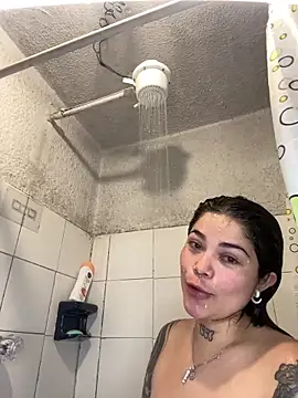  raven black online show from February 8, 2026, 3:43 pm