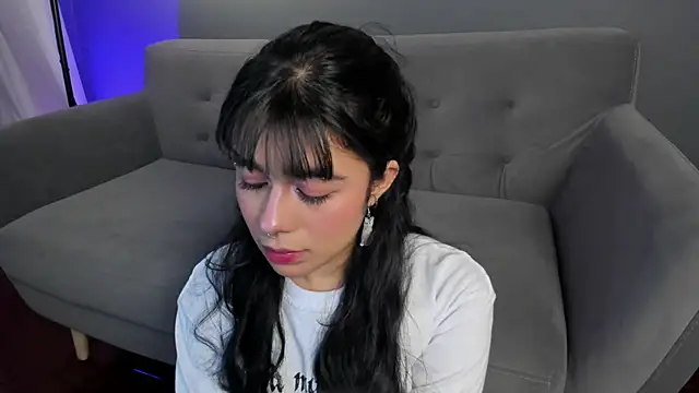 flower smith  online show from March 29, 2026, 2:08 pm