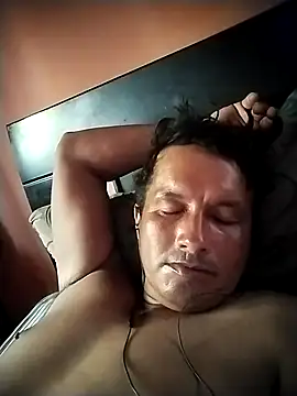 Snapshot of colombiano198720 chatting on October 28, 2025, 9:36 pm colombiano198720 online show from October 28, 2025, 9:36 pm