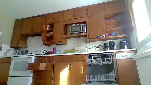 Bored Grandma online show from February 16, 2026, 9:45 pm