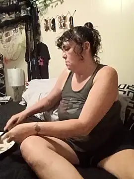 Bored Grandma online show from May 18, 2026, 2:55 am