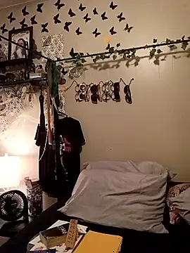 Bored Grandma online show from May 26, 2026, 10:57 am