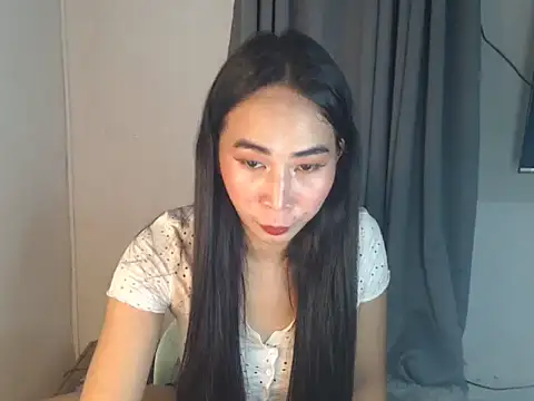 Snapshot of urblk_baby chatting on October 2, 2025, 12:19 pm urblk baby online show from October 2, 2025, 12:19 pm