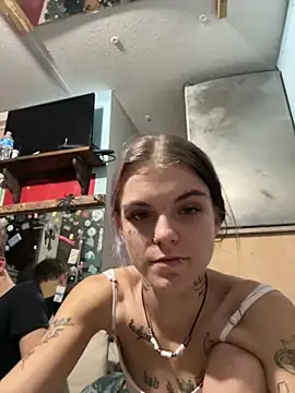 Snapshot of ittybittymeryssa chatting on December 21, 2025, 7:43 am ittybittymeryssa online show from December 21, 2025, 7:43 am