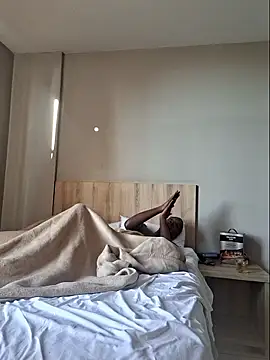 Snapshot of RAWFREAKYVERSE chatting on January 7, 2026, 4:39 am RAWFREAKYVERSE online show from January 7, 2026, 4:39 am