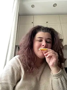 Snapshot of AliceCurlyX chatting on January 18, 2026, 8:51 am AliceCurlyX online show from January 18, 2026, 8:51 am