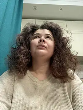 Snapshot of AliceCurlyX chatting on January 16, 2026, 2:26 am AliceCurlyX online show from January 16, 2026, 2:26 am