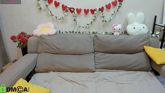 Sylvia Ortiz online show from March 12, 2026, 1:11 am