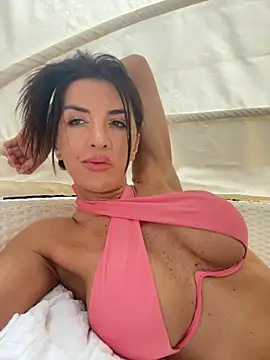 StephieRouse online show from November 29, 2025, 10:26 am