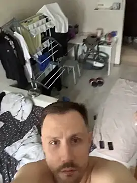 Snapshot of C8ETO4KA chatting on September 20, 2025, 8:30 am C8ETO4KA online show from September 20, 2025, 8:30 am