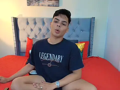 stewart mateo  online show from October 7, 2025, 2:01 am