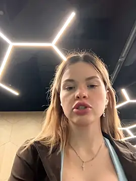 SMELLSEX online show from November 11, 2025, 7:19 pm