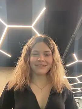 SMELLSEX online show from November 10, 2025, 7:30 pm