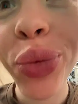 SMELLSEX online show from November 25, 2025, 7:14 pm