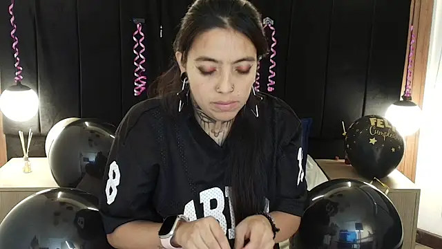 LiaMonroee  online show from March 24, 2026, 12:27 pm