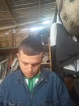 Loquendo2201 online show from September 17, 2025, 1:13 pm